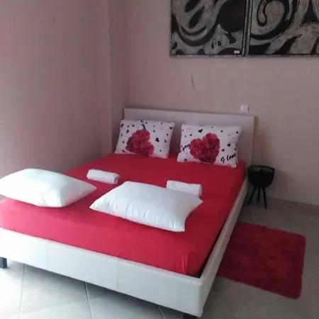 Stefan Apartman Paralía